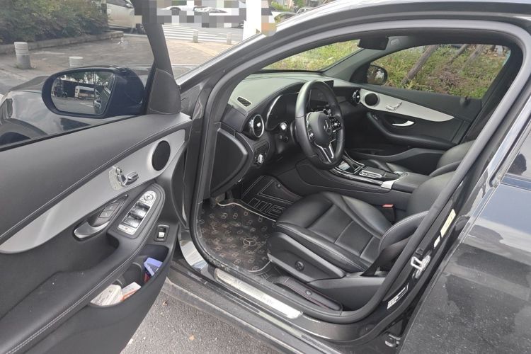 Used Mercedes-Benz GLC Coupe 2020 GLC 260 4MATIC Coupe SUV Driver Seat
