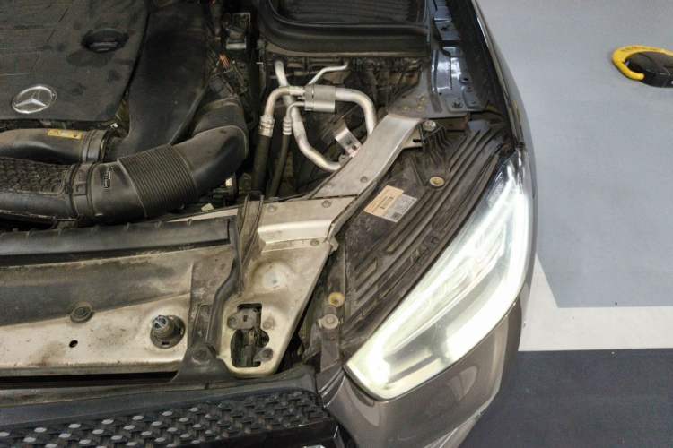 Used Mercedes-Benz GLC Coupe 2020 GLC 260 4MATIC Coupe SUV Engine Bay Left