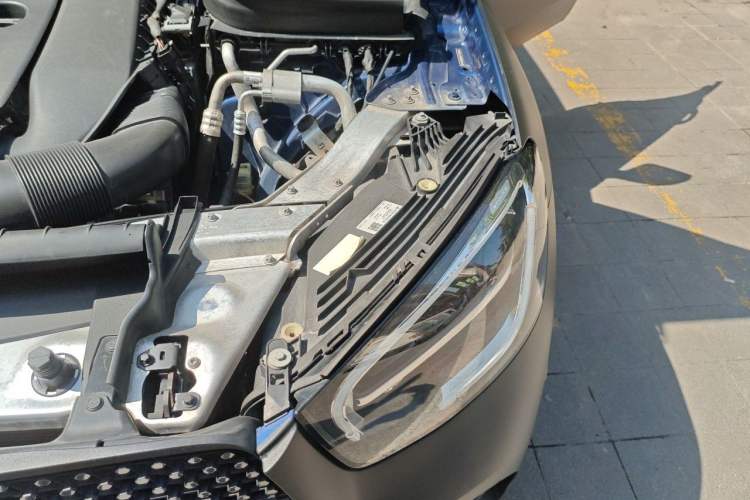 Used Mercedes-Benz GLC Coupe 2020 GLC 260 4MATIC Coupe SUV Engine Bay Left