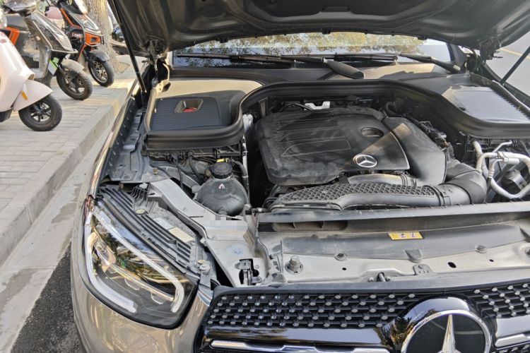 Used Mercedes-Benz GLC Coupe 2020 GLC 300 4MATIC Coupe SUV Engine Bay Right