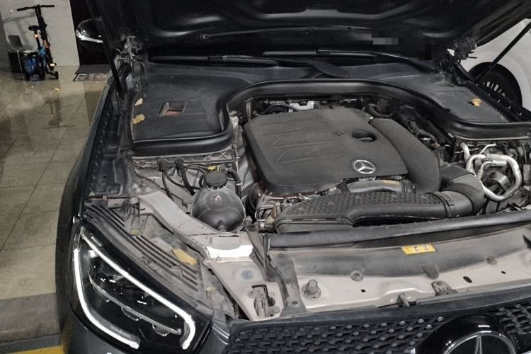 Used Mercedes-Benz GLC Coupe 2020 GLC 300 4MATIC Coupe SUV Engine Bay Right
