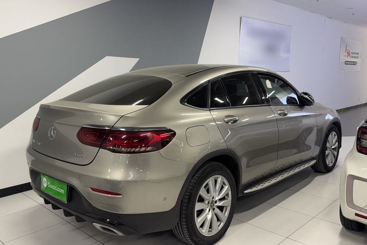 Used Mercedes-Benz GLC Coupe 2020 GLC 260 4MATIC Coupe SUV Exterior 11