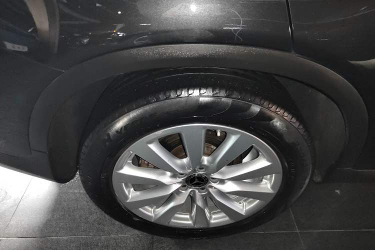 Used Mercedes-Benz GLC Coupe 2020 GLC 260 4MATIC Coupe SUV Exterior 2