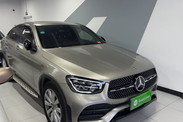 Used Mercedes-Benz GLC Coupe 2020 GLC 260 4MATIC Coupe SUV Exterior 8
