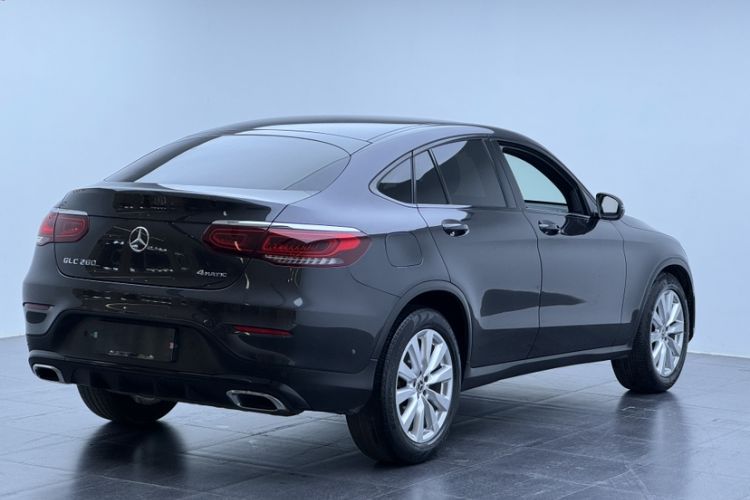 Used Mercedes-Benz GLC Coupe 2020 GLC 260 4MATIC Coupe SUV Exterior 8