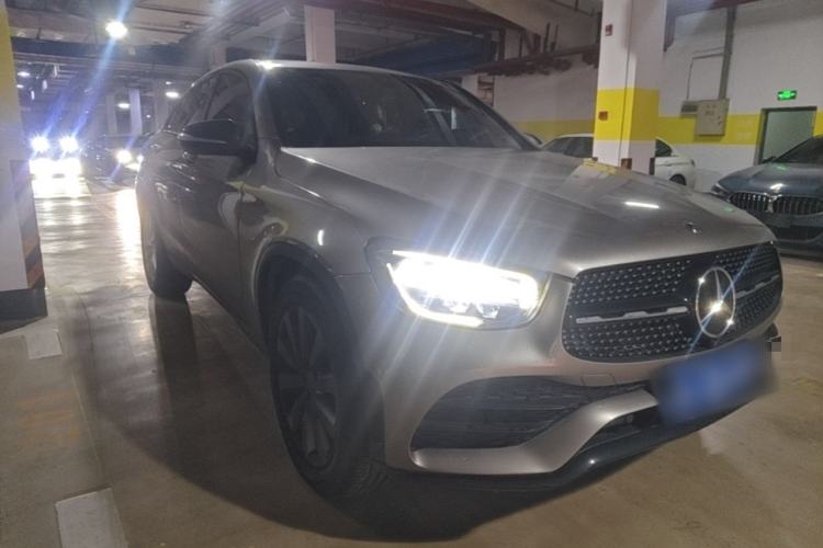 Used Mercedes-Benz GLC Coupe 2020 GLC 260 4MATIC Coupe SUV Front Right 45 Deg