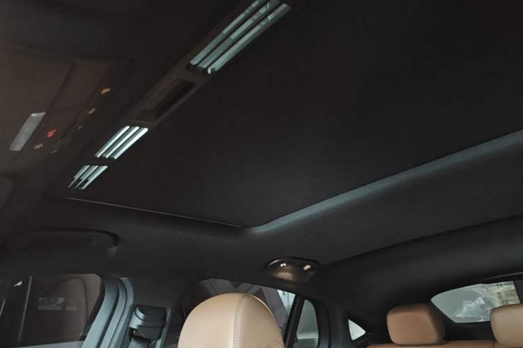 Used Mercedes-Benz GLC Coupe 2020 GLC 260 4MATIC Coupe SUV Headliner