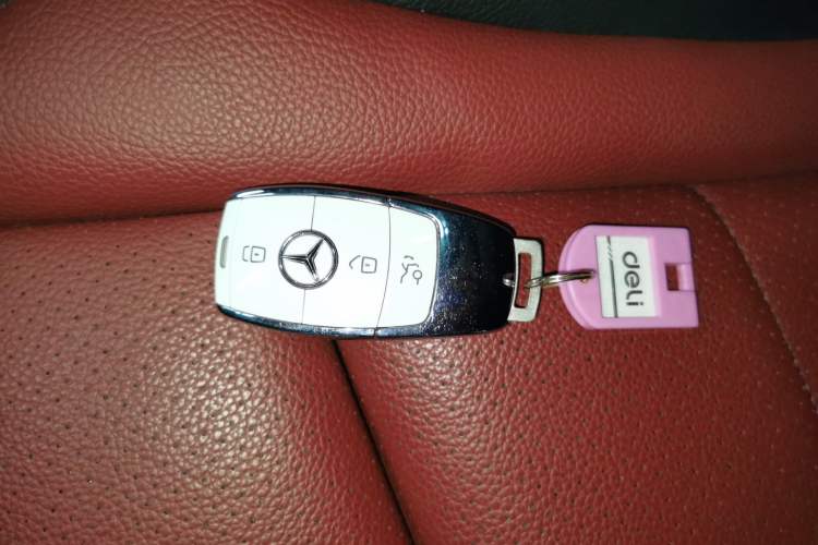 Used Mercedes-Benz GLC Coupe 2020 GLC 260 4MATIC Coupe SUV Interior 1