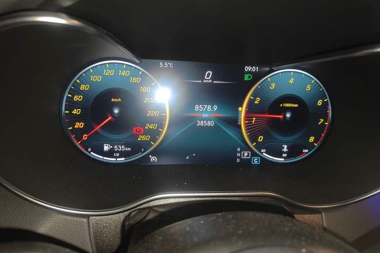 Used Mercedes-Benz GLC Coupe 2020 GLC 260 4MATIC Coupe SUV Odometer Close Up