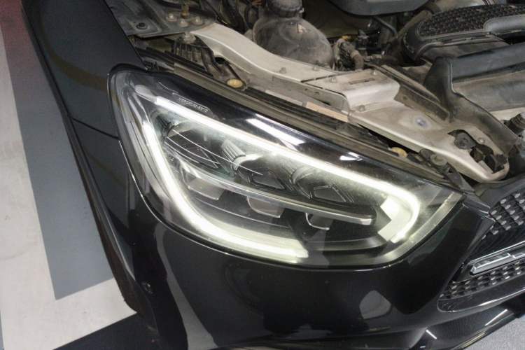 Used Mercedes-Benz GLC Coupe 2020 GLC 260 4MATIC Coupe SUV Right Front Headlight