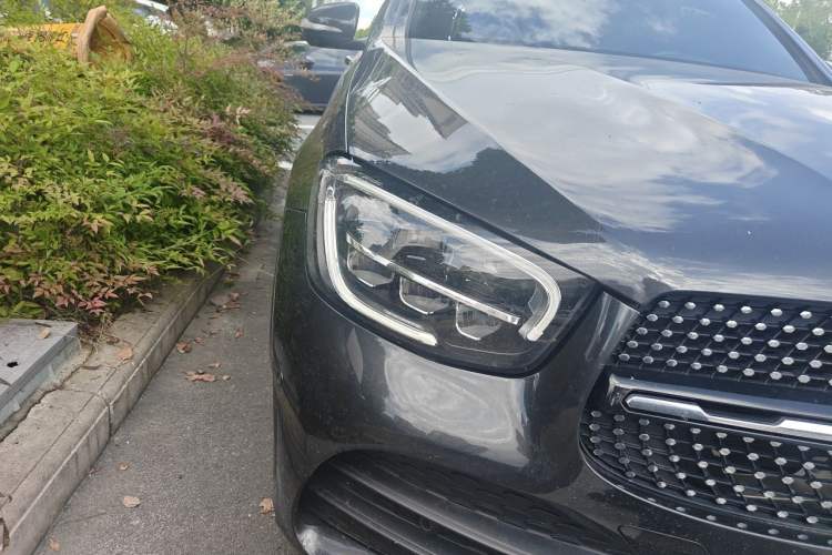 Used Mercedes-Benz GLC Coupe 2020 GLC 260 4MATIC Coupe SUV Right Front Headlight