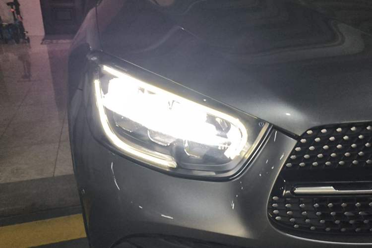 Used Mercedes-Benz GLC Coupe 2020 GLC 300 4MATIC Coupe SUV Right Front Headlight