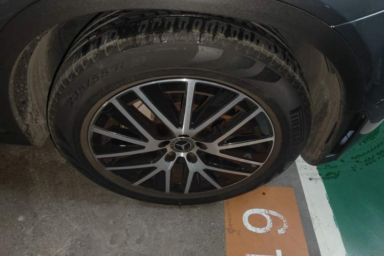 Used Mercedes-Benz GLC Coupe 2020 GLC 260 4MATIC Coupe SUV Right Front Wheel Hub