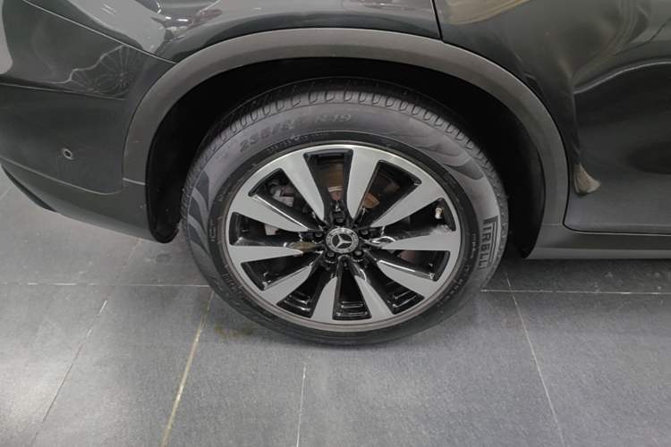 Used Mercedes-Benz GLC Coupe 2020 GLC 260 4MATIC Coupe SUV Right Rear Wheel Hub