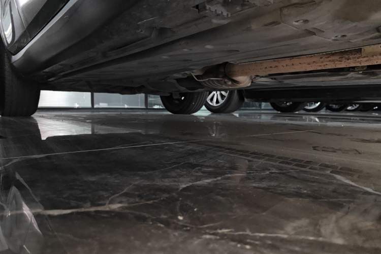 Used Mercedes-Benz GLC Coupe 2020 GLC 260 4MATIC Coupe SUV Right Side Sill