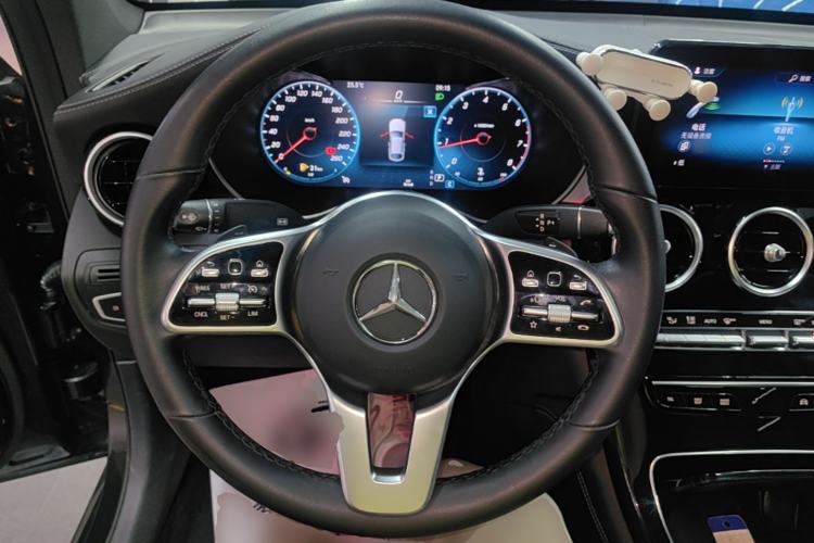 Used Mercedes-Benz GLC Coupe 2020 GLC 260 4MATIC Coupe SUV Steering Wheel