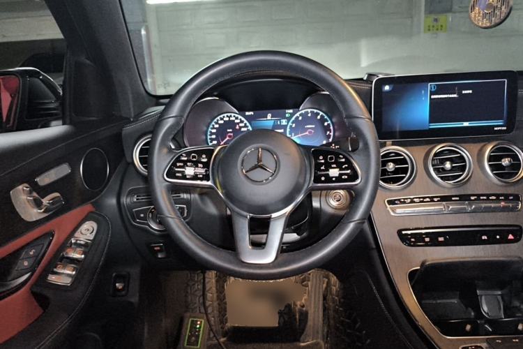 Used Mercedes-Benz GLC Coupe 2020 GLC 300 4MATIC Coupe SUV Steering Wheel