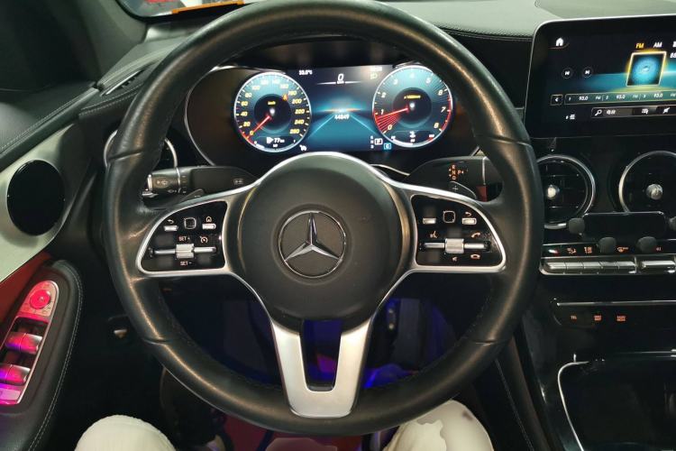 Used Mercedes-Benz GLC Coupe 2020 GLC 260 4MATIC Coupe SUV Steering Wheel