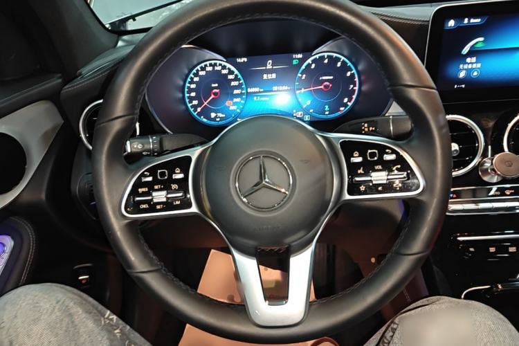 Used Mercedes-Benz GLC Coupe 2020 GLC 260 4MATIC Coupe SUV Steering Wheel