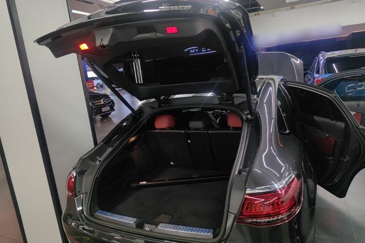 Used Mercedes-Benz GLC Coupe 2020 GLC 260 4MATIC Coupe SUV Trunk