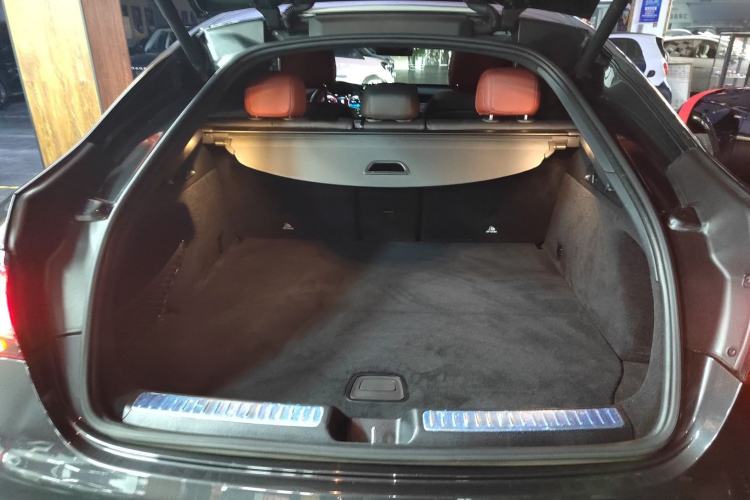 Used Mercedes-Benz GLC Coupe 2020 GLC 260 4MATIC Coupe SUV Trunk