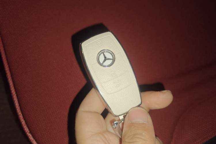 Used Mercedes-Benz GLC Coupe 2020 GLC 260 4MATIC Coupe SUV Vehicle Key