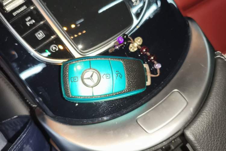 Used Mercedes-Benz GLC Coupe 2020 GLC 260 4MATIC Coupe SUV Vehicle Key