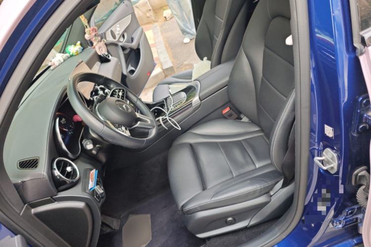 Used Mercedes-Benz GLC Coupe 2020 GLC 260 4MATIC Coupe SUV Left Front Seat
