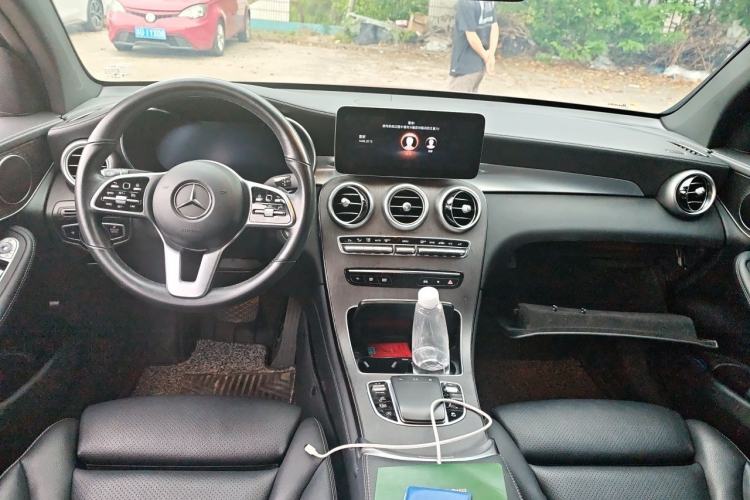 Used Mercedes-Benz GLC Coupe 2020 GLC 300 4MATIC Coupe SUV Center Console