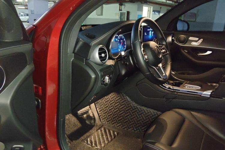 Used Mercedes-Benz GLC Coupe 2020 GLC 300 4MATIC Coupe SUV Driver Seat