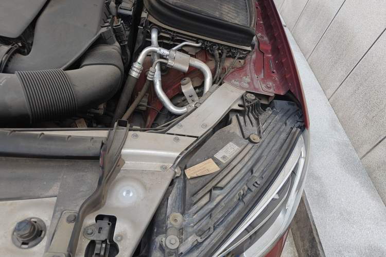 Used Mercedes-Benz GLC Coupe 2020 GLC 260 4MATIC Coupe SUV Engine Bay Left