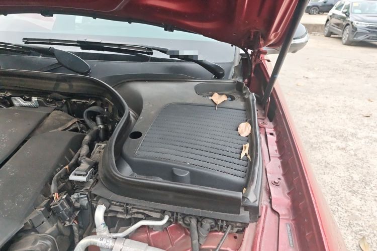 Used Mercedes-Benz GLC Coupe 2020 GLC 300 4MATIC Coupe SUV Engine Bay Left
