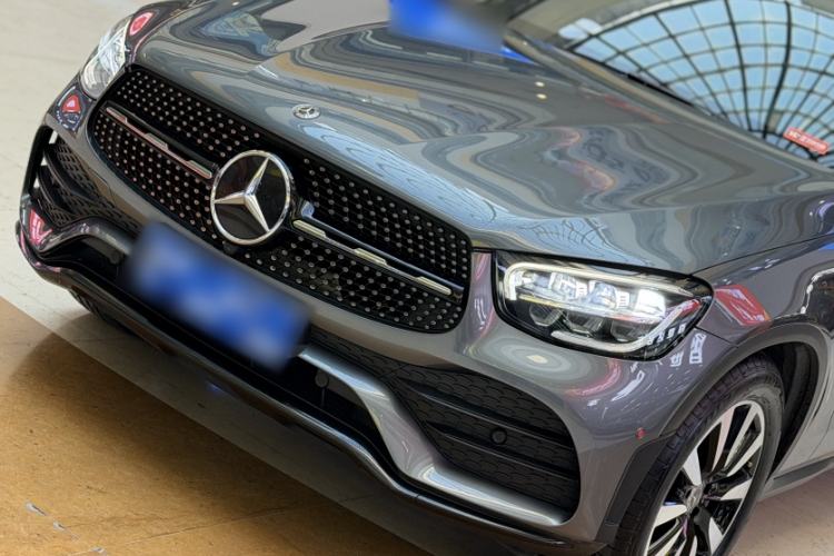 Used Mercedes-Benz GLC Coupe 2020 GLC 260 4MATIC Coupe SUV Exterior 4