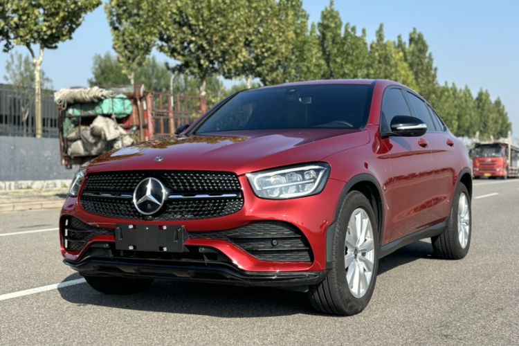 Used Mercedes-Benz GLC Coupe 2020 GLC 260 4MATIC Coupe SUV Exterior 5