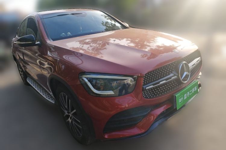 Used Mercedes-Benz GLC Coupe 2020 GLC 300 4MATIC Coupe SUV Front Right 45 Deg