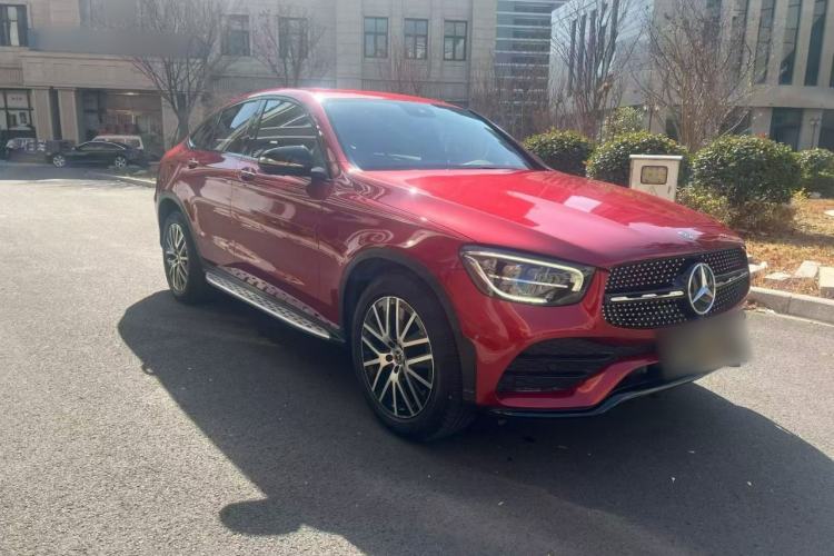 Used Mercedes-Benz GLC Coupe 2020 GLC 300 4MATIC Coupe SUV Front Right 45 Deg