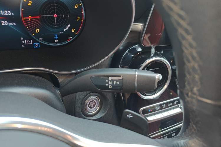 Used Mercedes-Benz GLC Coupe 2020 GLC 260 4MATIC Coupe SUV Gear Lever
