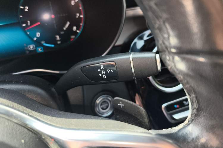 Used Mercedes-Benz GLC Coupe 2020 GLC 260 4MATIC Coupe SUV Gear Lever
