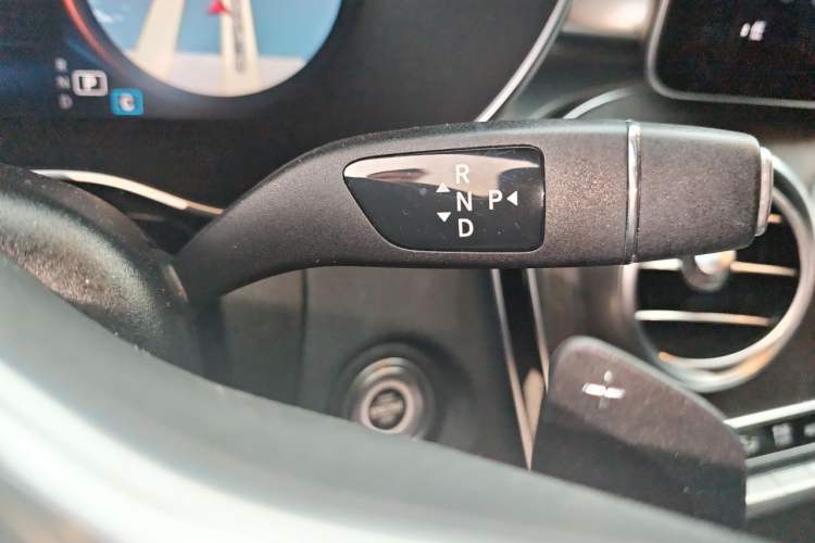 Used Mercedes-Benz GLC Coupe 2020 GLC 300 4MATIC Coupe SUV Gear Lever
