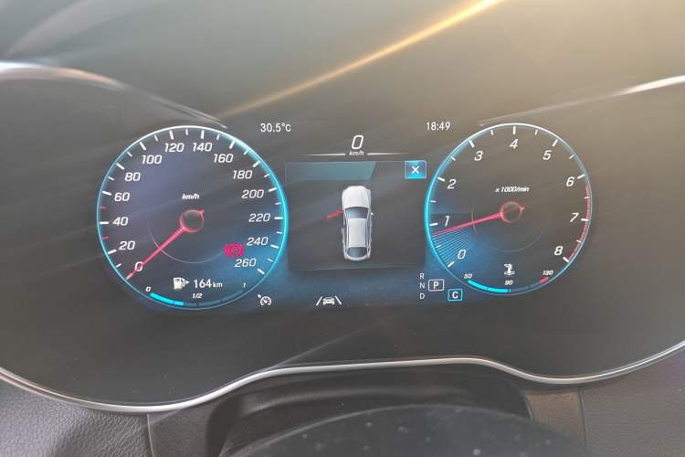 Used Mercedes-Benz GLC Coupe 2020 GLC 300 4MATIC Coupe SUV Instrument Cluster