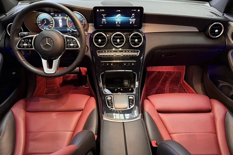 Used Mercedes-Benz GLC Coupe 2020 GLC 260 4MATIC Coupe SUV Interior 1