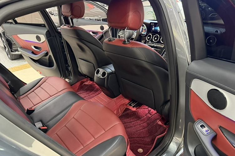 Used Mercedes-Benz GLC Coupe 2020 GLC 260 4MATIC Coupe SUV Interior 12