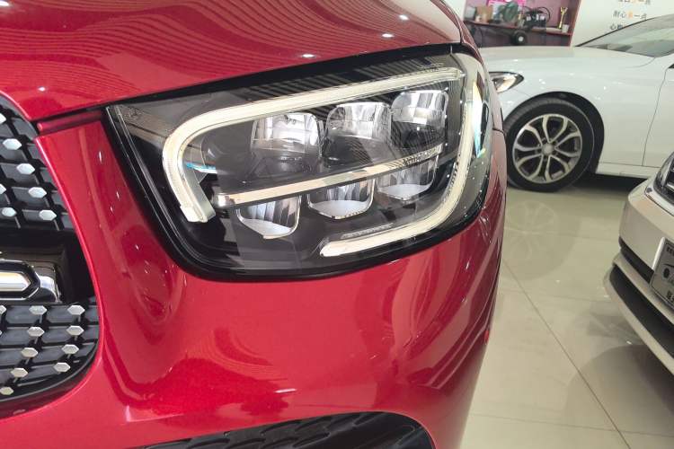Used Mercedes-Benz GLC Coupe 2020 GLC 300 4MATIC Coupe SUV Left Front Headlight