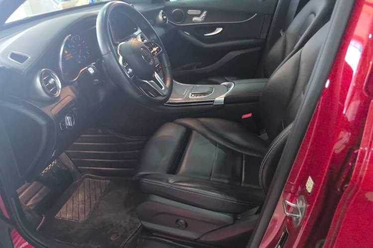 Used Mercedes-Benz GLC Coupe 2020 GLC 300 4MATIC Coupe SUV Left Front Seat