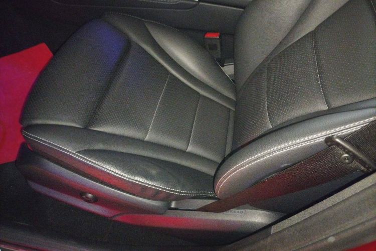 Used Mercedes-Benz GLC Coupe 2020 GLC 260 4MATIC Coupe SUV Left Front Seat