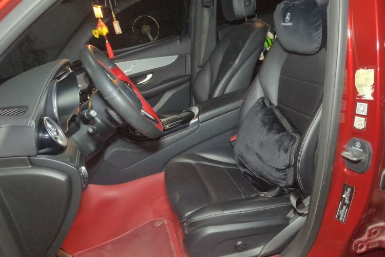 Used Mercedes-Benz GLC Coupe 2020 GLC 260 4MATIC Coupe SUV Left Front Seat