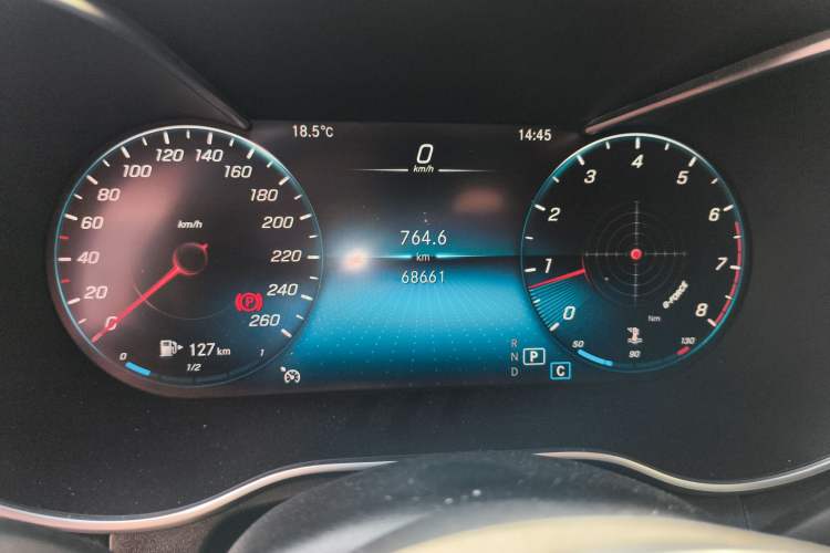 Used Mercedes-Benz GLC Coupe 2020 GLC 260 4MATIC Coupe SUV Odometer Close Up