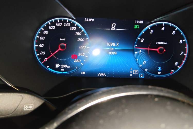 Used Mercedes-Benz GLC Coupe 2020 GLC 300 4MATIC Coupe SUV Odometer Close Up