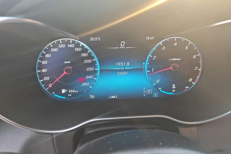 Used Mercedes-Benz GLC Coupe 2020 GLC 300 4MATIC Coupe SUV Odometer Close Up