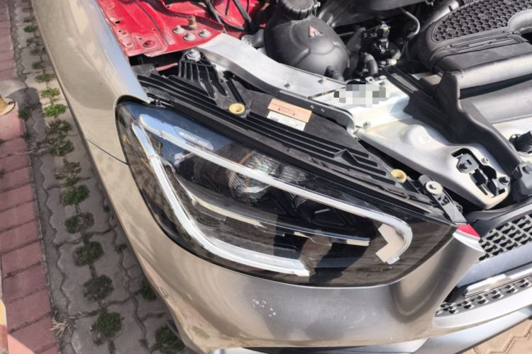 Used Mercedes-Benz GLC Coupe 2020 GLC 260 4MATIC Coupe SUV Right Front Headlight